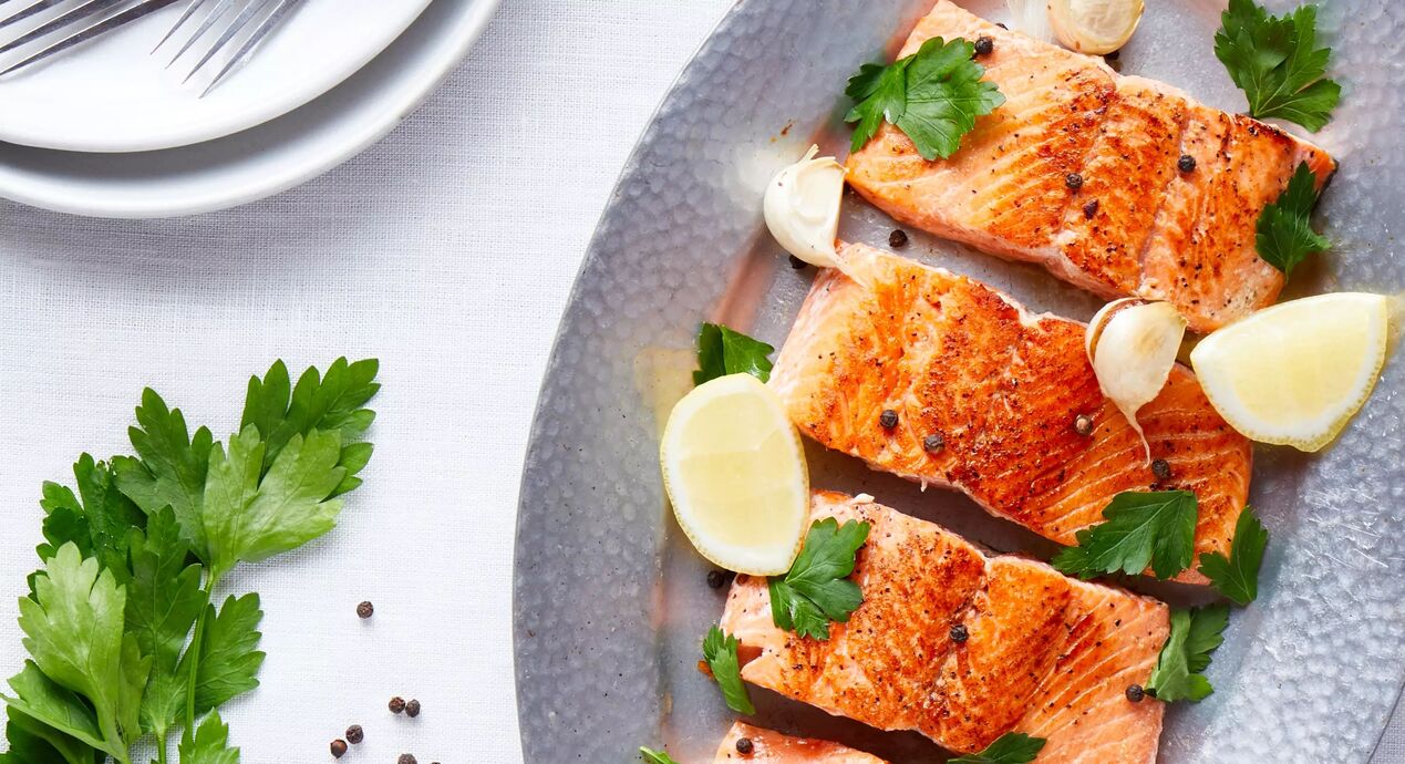 salmon steak in a protein diet